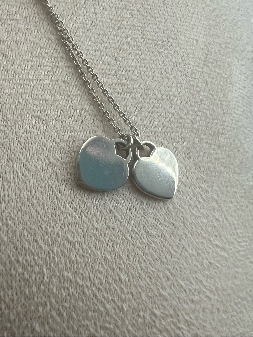 Tiffany & Co. Silver Mini Double Heart Pendant Necklace - Picture 9 of 9